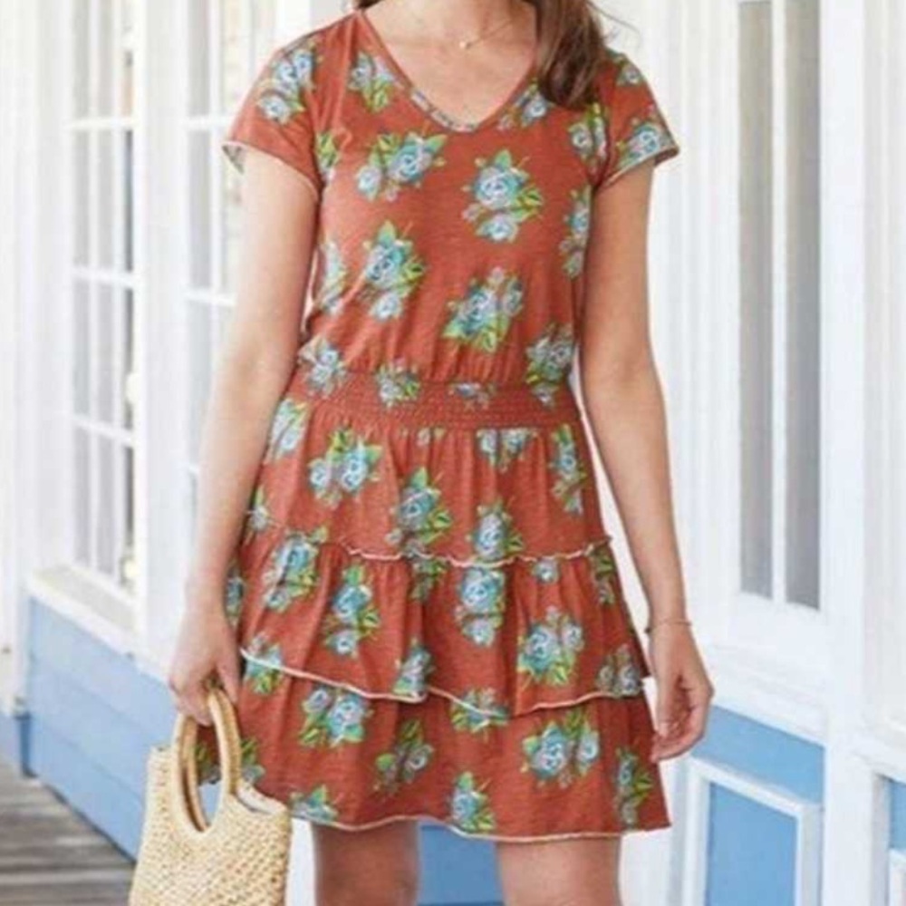 MATILDA JANE Woman’s smock waist ruffle skirt dress brown blue floral